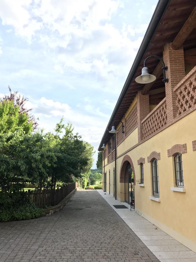 Agriturismo Corte Salandini 호텔 폰티술민치오 외부 사진